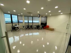 Oxley Bizhub (D14), Factory #451956461